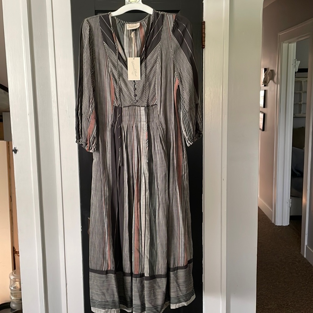 New with tags universal thread midi dress